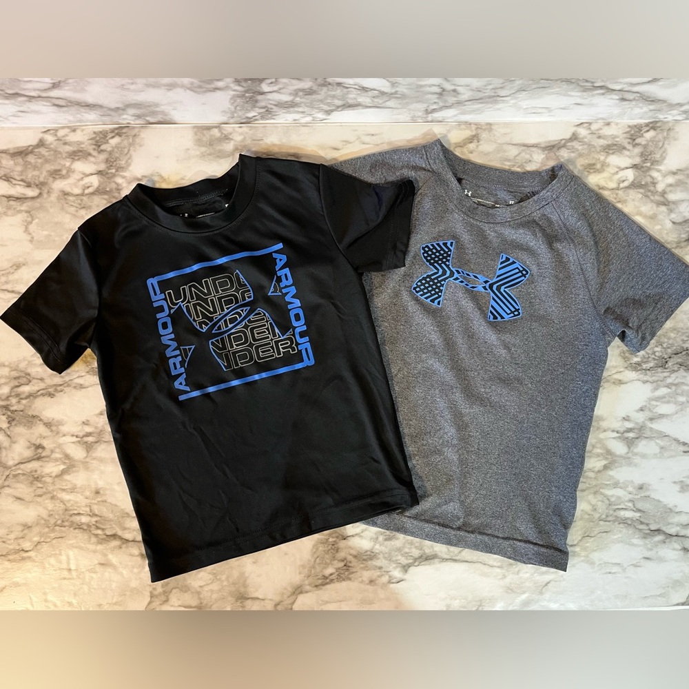Under Armour t-shirt lot 3T